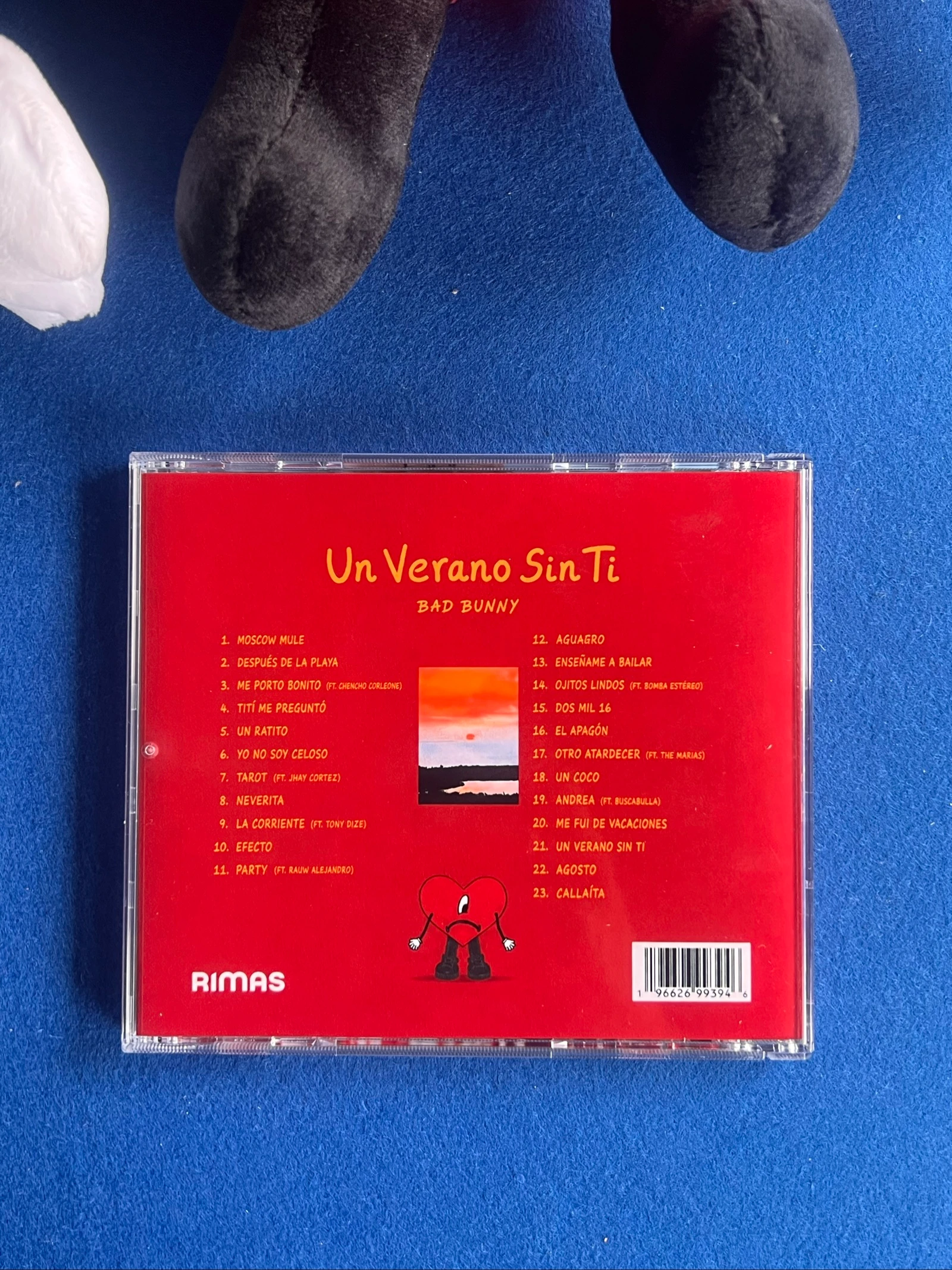 Pack Bad Bunny - Un Verano Sin Ti (CD + Plush) – photo 11